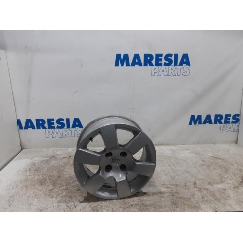 Peugeot - 5008 - Wheel