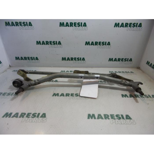 Citroen - C2 - Wiper mechanism