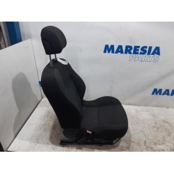 Peugeot - 207 - Sitz links