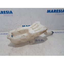 Fiat - Panda - Front windscreen washer reservoir