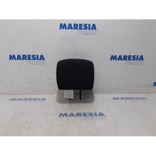 Peugeot - 206 - Headrest