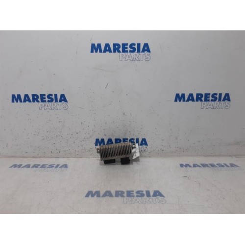 Renault - Kangoo - Glow plug relay