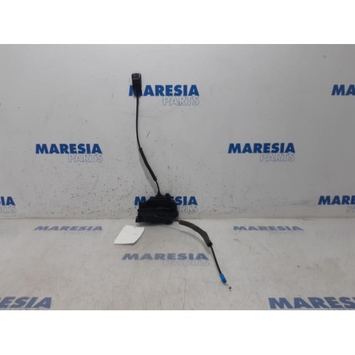 Renault - Kangoo - Minibus/van rear door lock mechanism