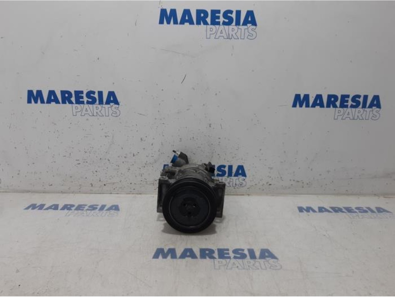 Peugeot - 208 - Air conditioning pump
