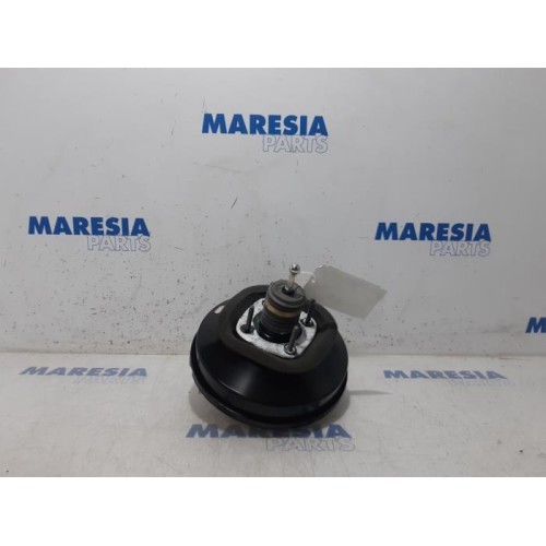 Peugeot - 208 - Brake servo