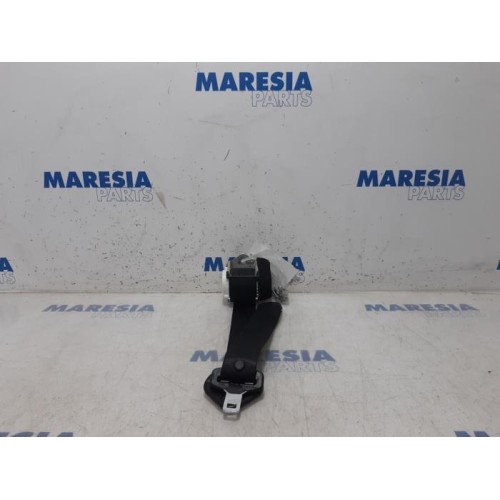 Fiat - 500 - Rear seatbelt, right