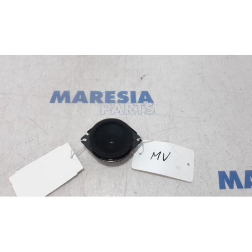 Alfa Romeo - Stelvio - Speaker