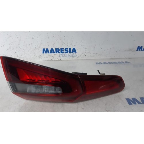 Alfa Romeo - Stelvio - Taillight, left