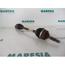 Peugeot - 207 - Aandrijfas links-voor