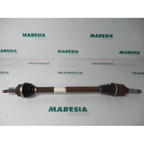 Peugeot - 207 - Front drive shaft, right