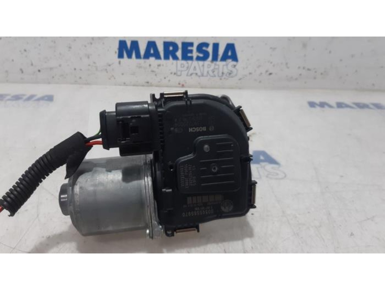 Alfa Romeo - Stelvio - Front wiper motor