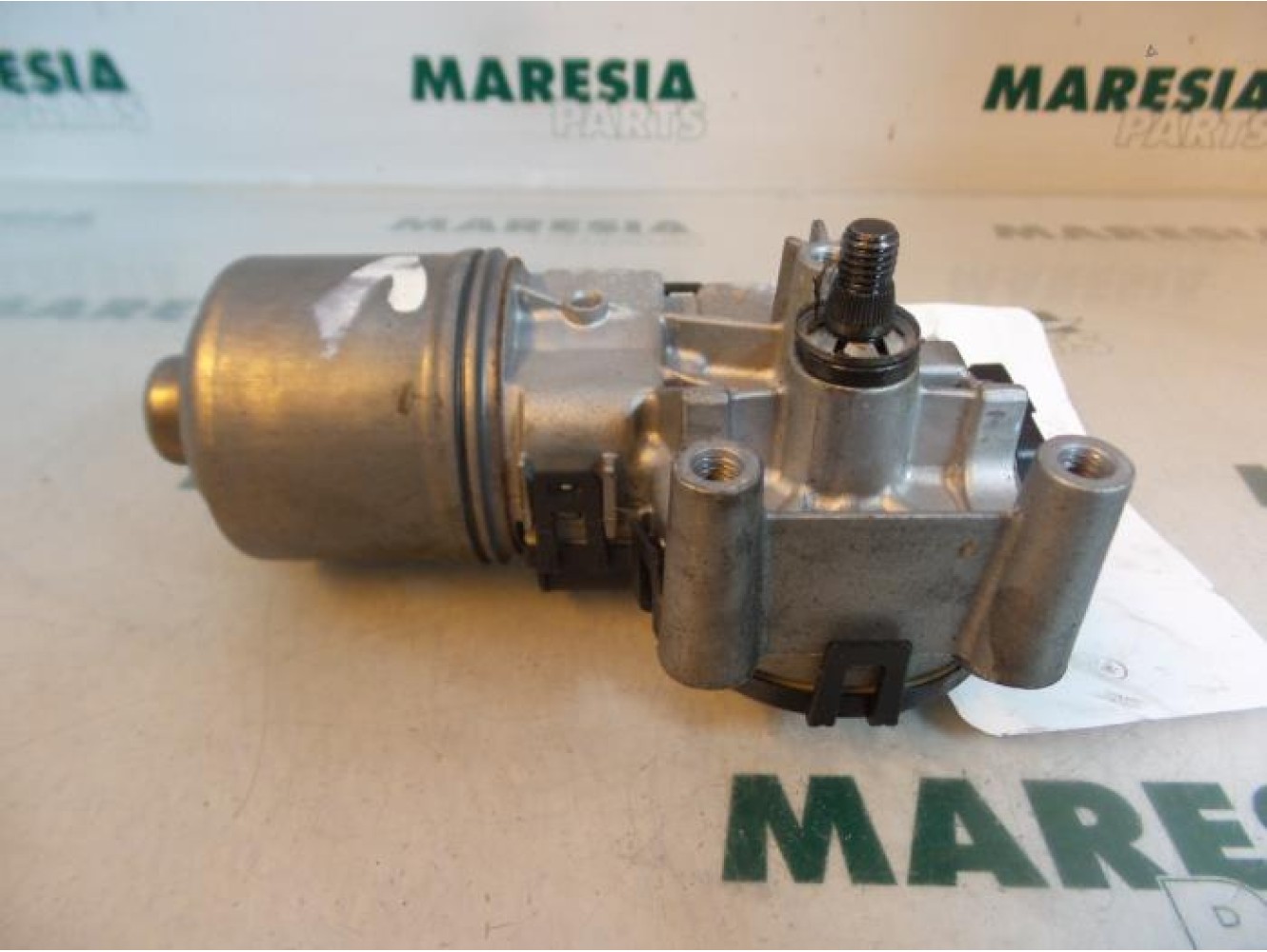 Peugeot - 207 - Front wiper motor