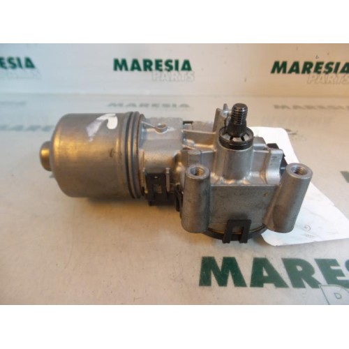 Peugeot - 207 - Front wiper motor