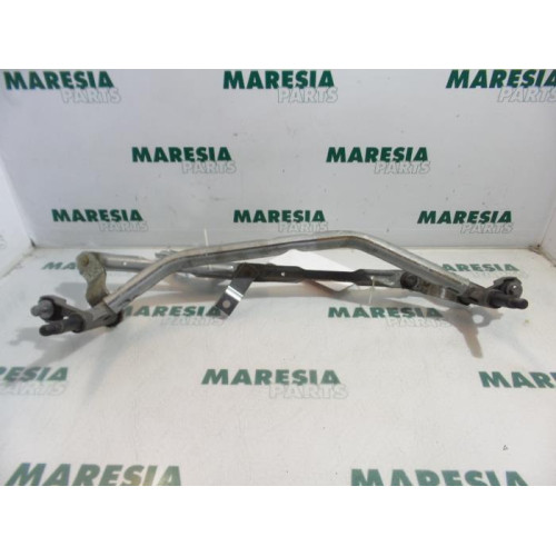 Peugeot - 207 - Wiper mechanism