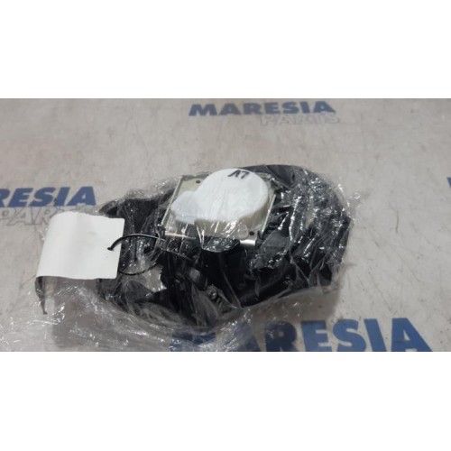 Alfa Romeo - Stelvio - Veiligheidsgordel links-voor