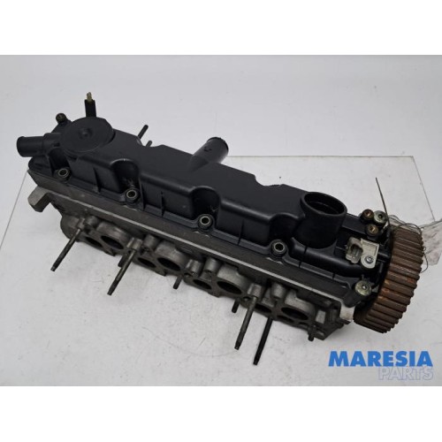 Citroen - C5 - Cylinder head