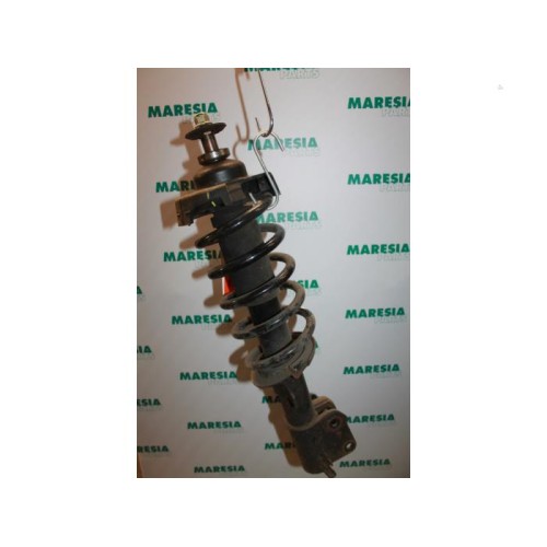 Renault - Trafic - Front shock absorber rod, right