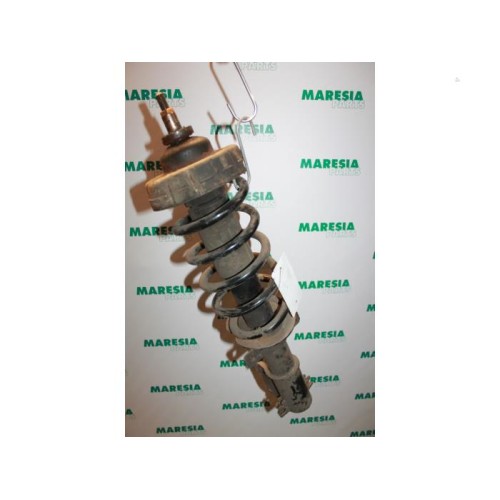 Renault - Trafic - Front shock absorber rod, right