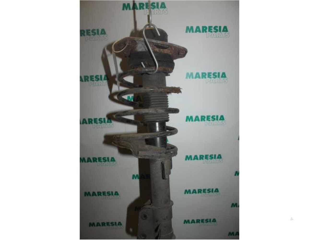Lancia - Lybra - Front shock absorber rod, right