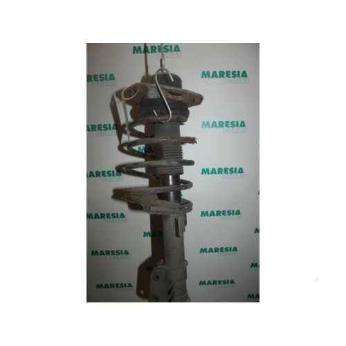 Lancia - Lybra - Front shock absorber rod, right