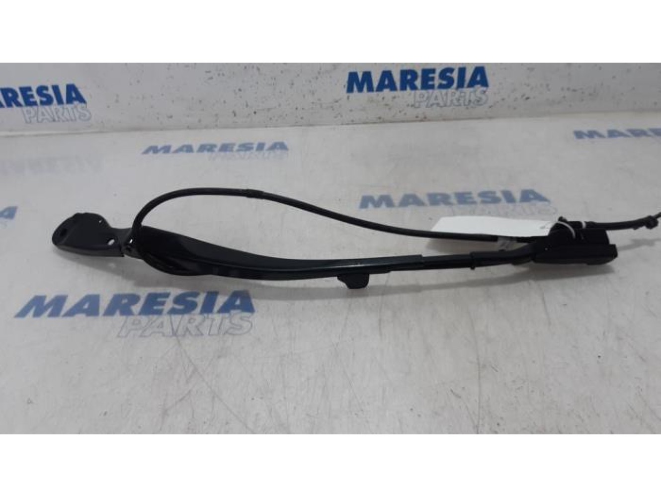 Alfa Romeo - Stelvio - Bras essuie-glace avant