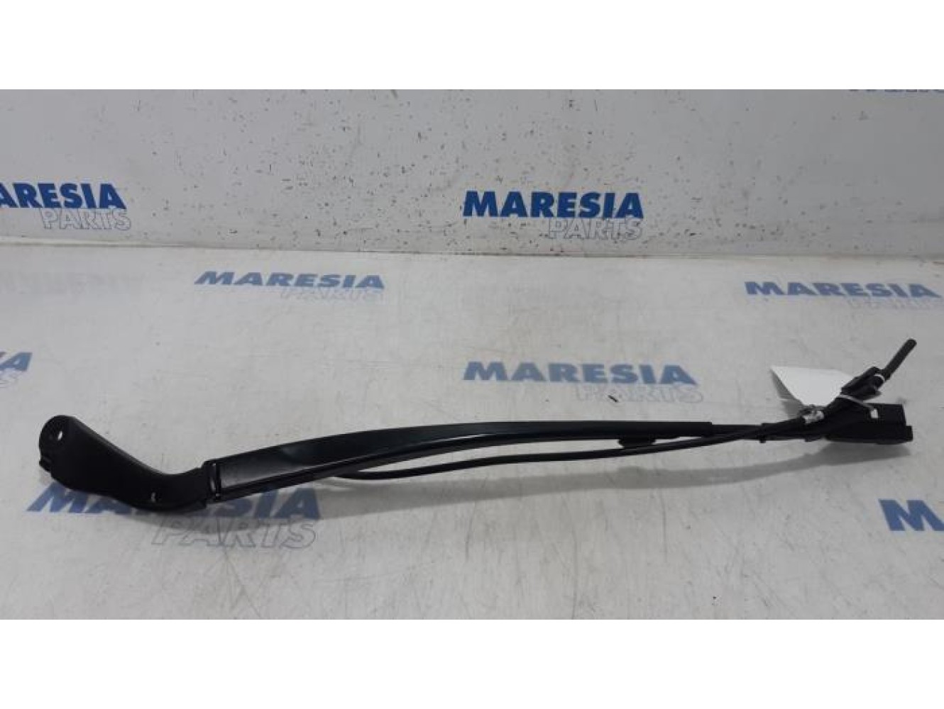 Alfa Romeo - Stelvio - Bras essuie-glace avant