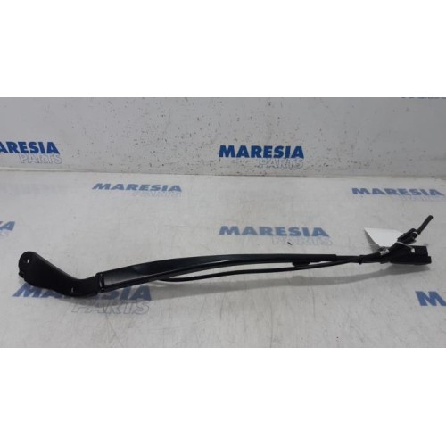 Alfa Romeo - Stelvio - Bras essuie-glace avant