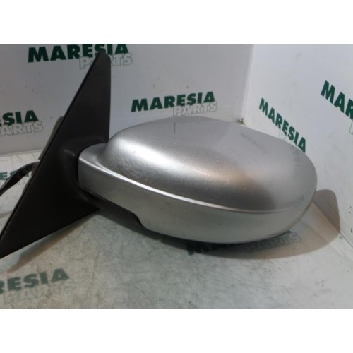 Lancia - Thesis - Buitenspiegel links