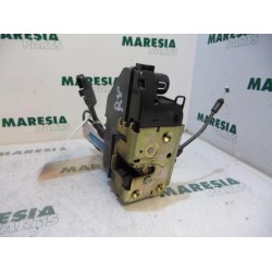Renault - Megane Scenic - Front door lock mechanism 4-door, right