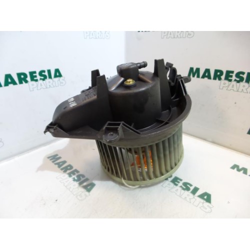 Citroen - Xsara - Heating and ventilation fan motor