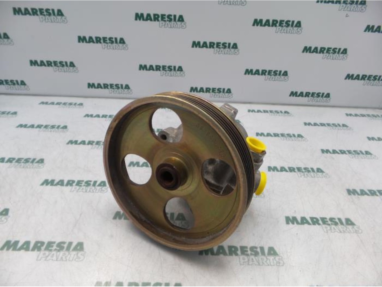 Peugeot - 206 - Power steering pump