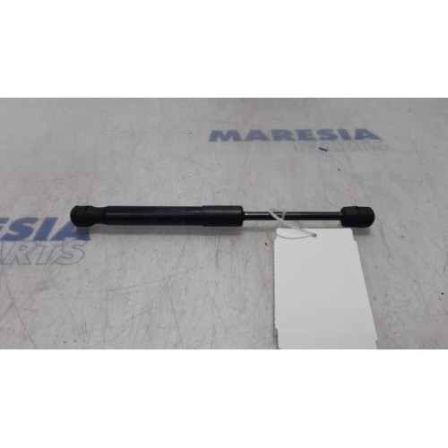 Alfa Romeo - Stelvio - Bonnet gas strut, left