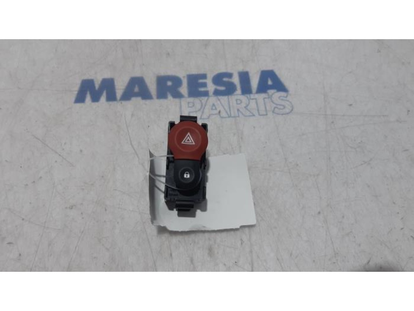 Renault - Kangoo - Panic lighting switch