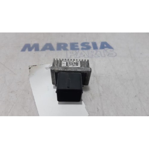 Renault - Kangoo - Glow plug relay