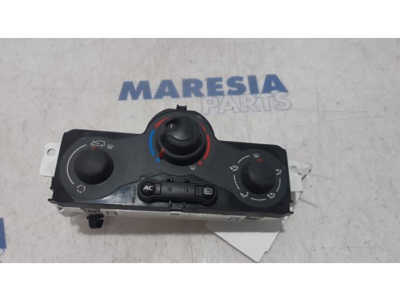 Renault - Kangoo - Heater control panel