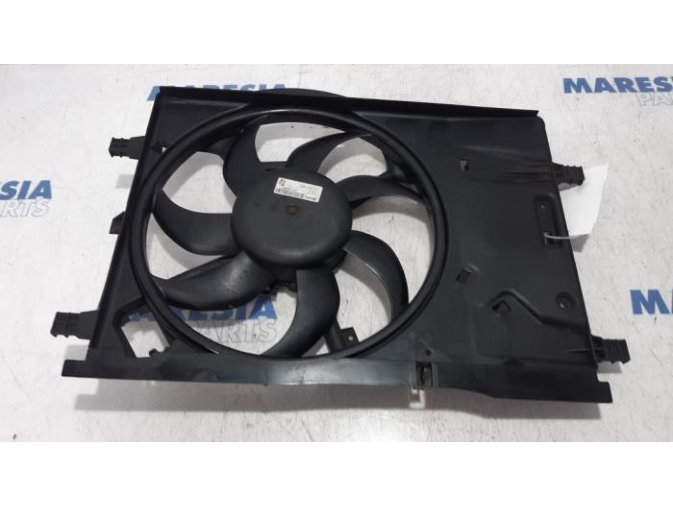 Fiat - Punto - Fan motor