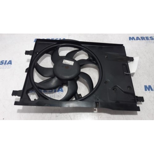 Fiat - Punto - Fan motor