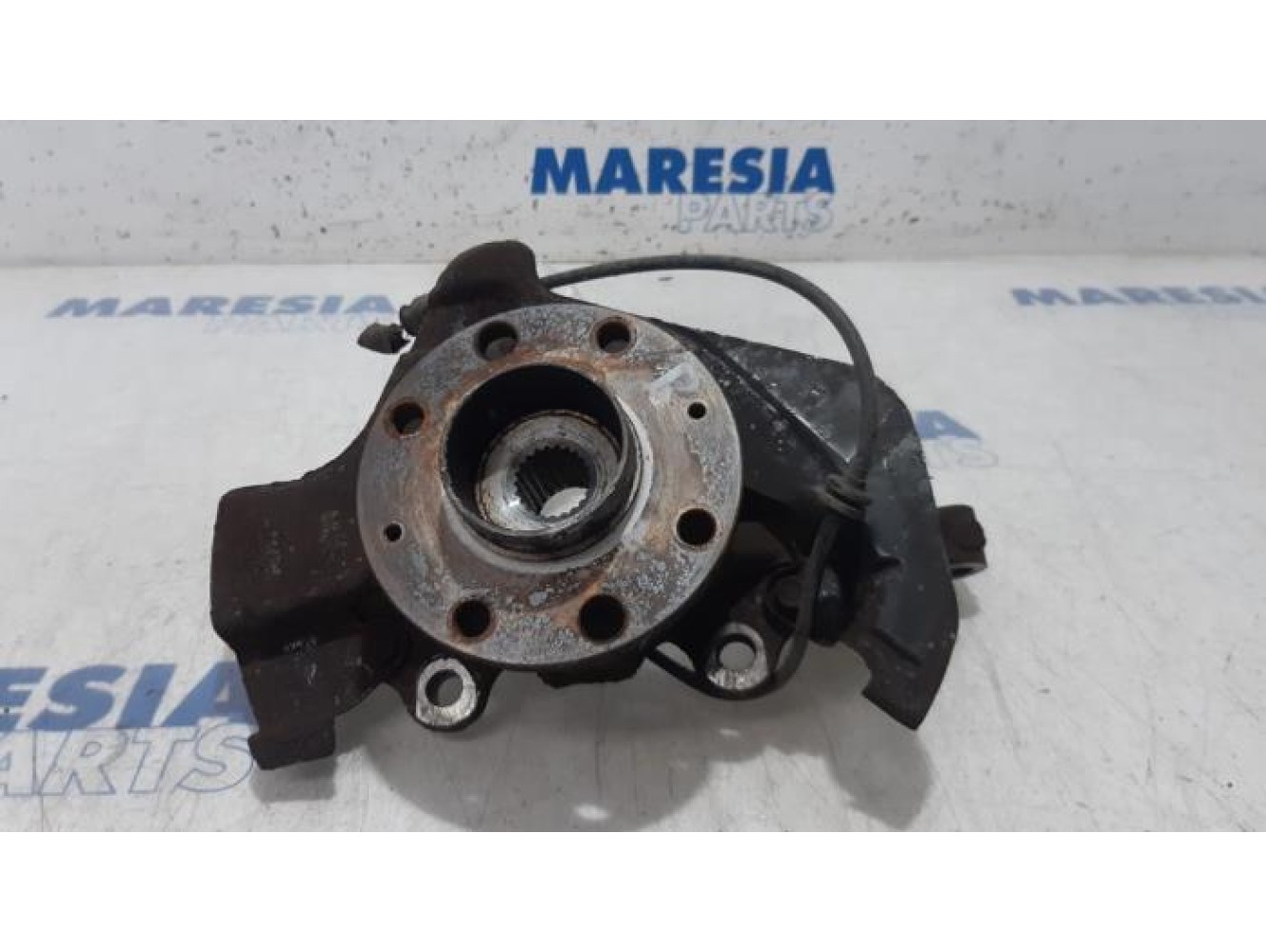 Fiat - Punto - Knuckle, front right