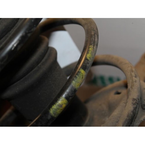 Citroen - Saxo - Front shock absorber rod, left