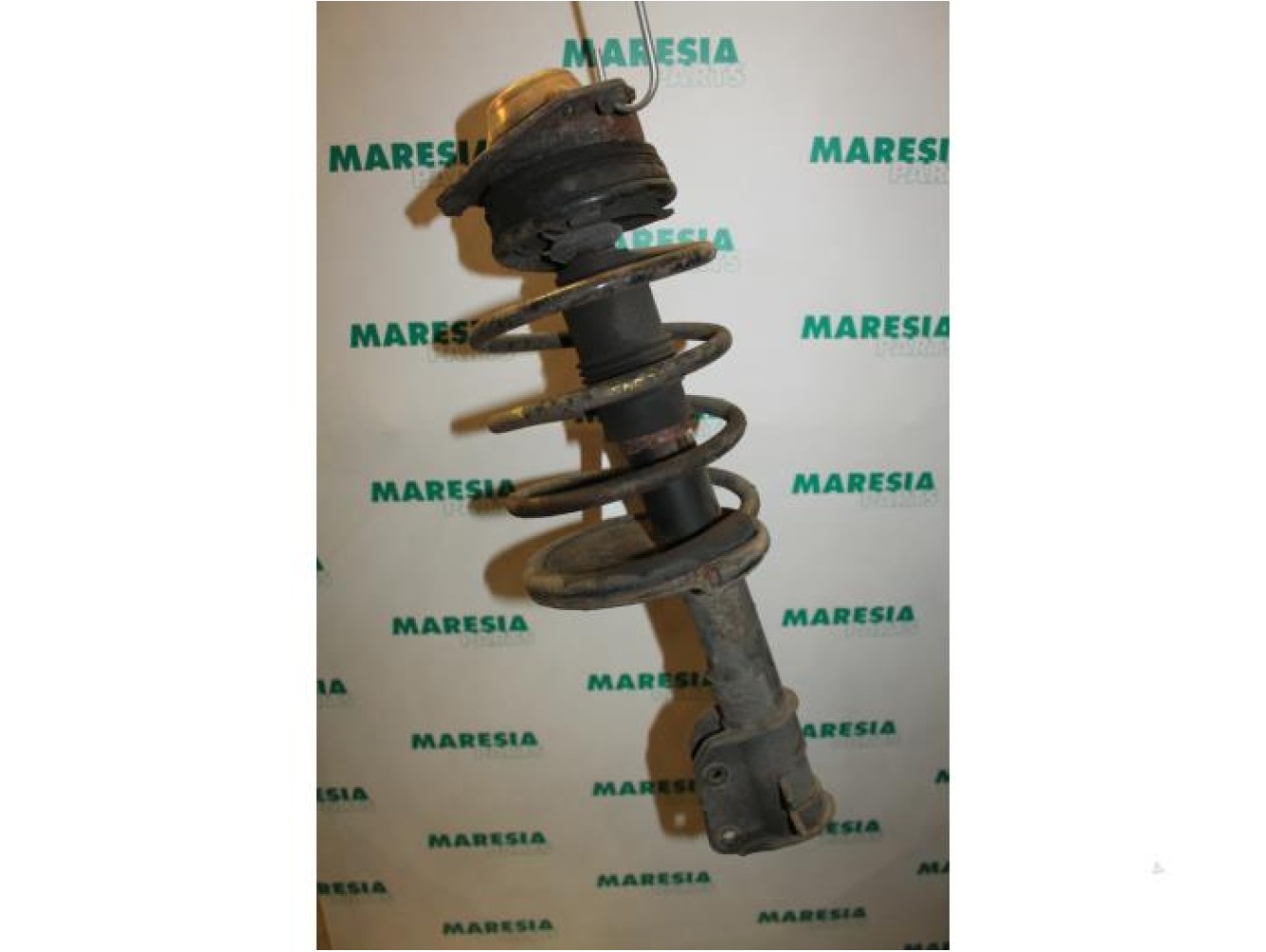 Alfa Romeo - 145/146 - Front shock absorber rod, left