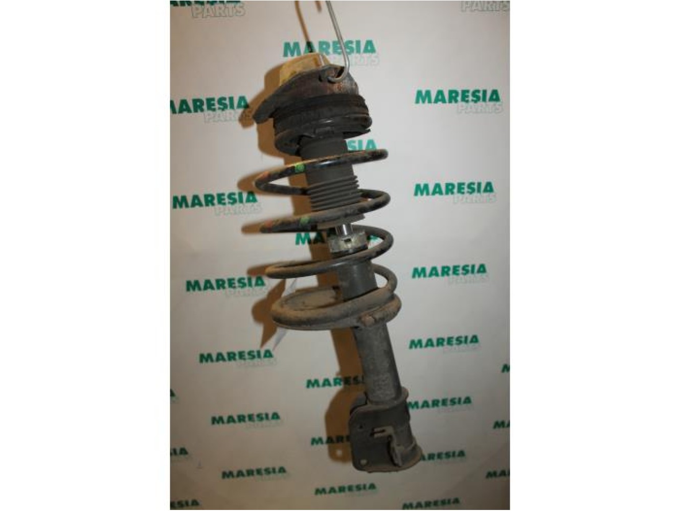 Alfa Romeo - 145/146 - Front shock absorber rod, left