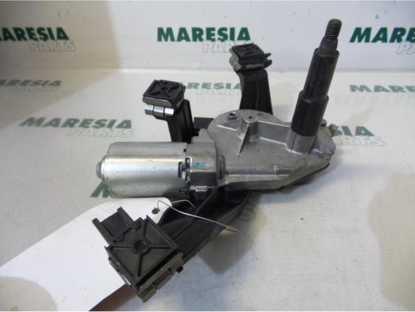 Peugeot - 207 - Rear wiper motor