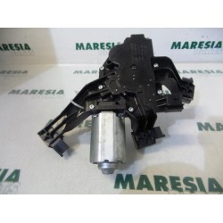 Peugeot - 207 - Rear wiper motor