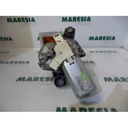 Renault - Laguna - Ruitenwissermotor achter