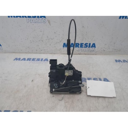 Fiat - Punto - Rear door mechanism 4-door, right
