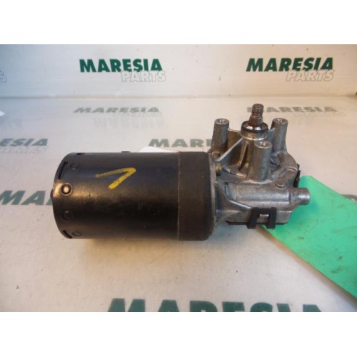 Peugeot - 206 - Front wiper motor