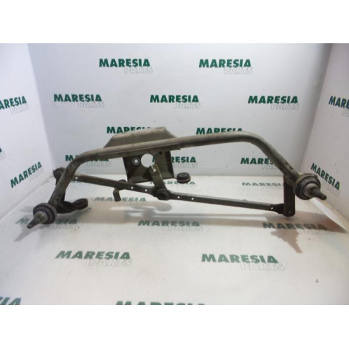 Peugeot - 806 - Wiper mechanism