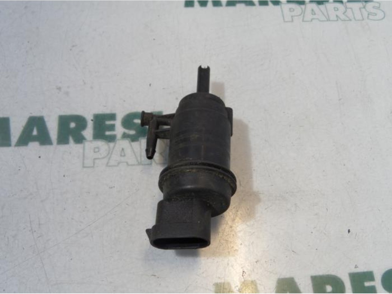 Renault - Express - Windscreen washer pump