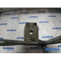 Renault - Clio - Wiper mechanism