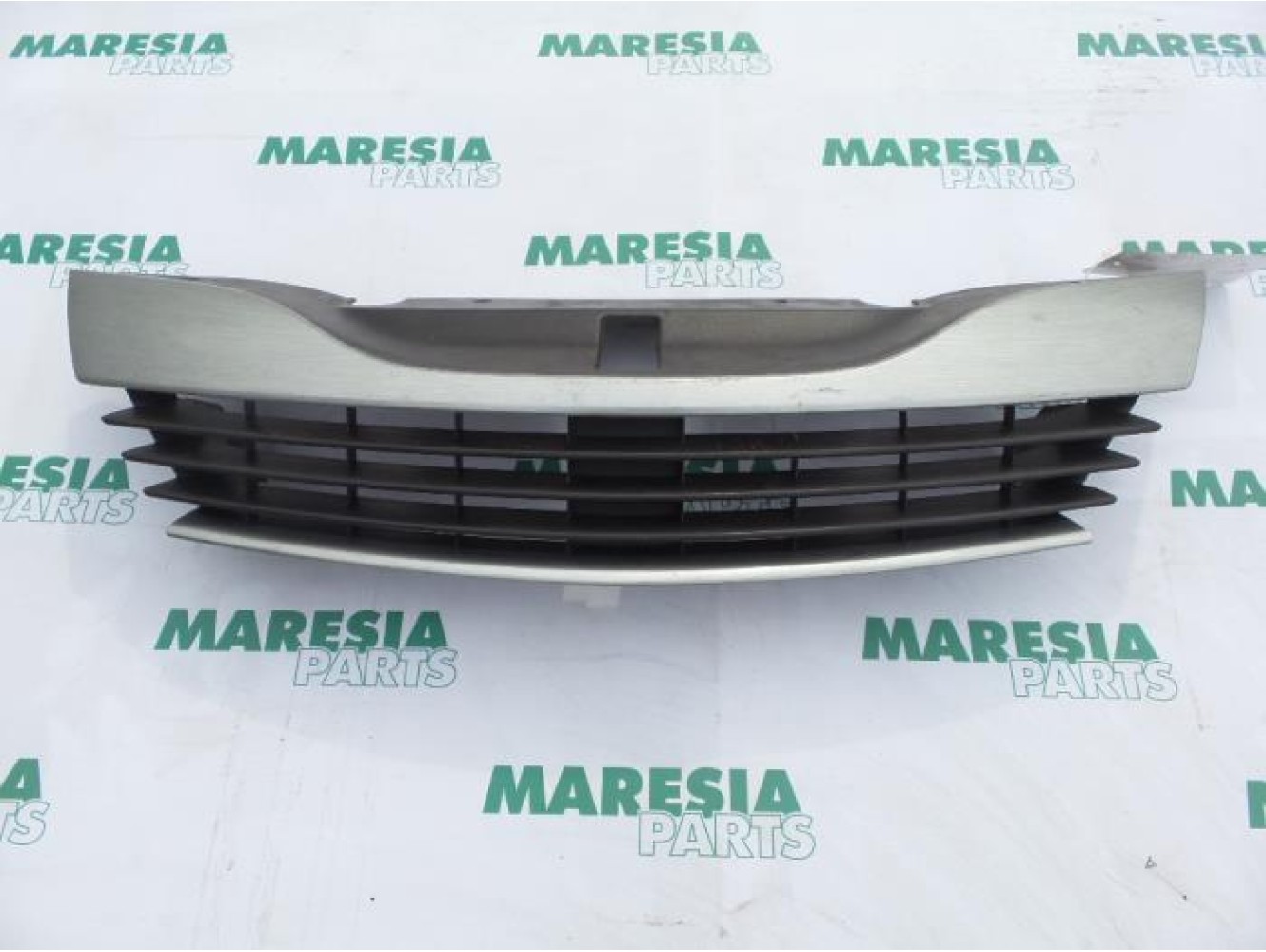 Renault - Laguna - Grill